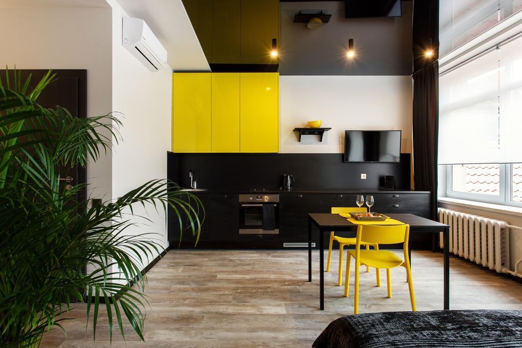 Old Town Trio Aparthotel 3*